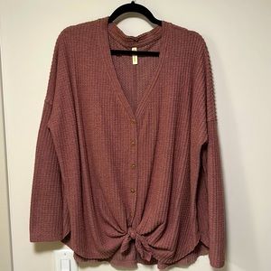 Brownish red knot-bottom, button-up, waffle knit tunic | M/L | rarely worn